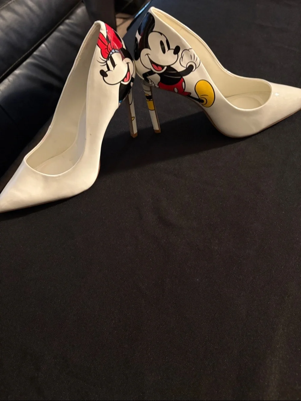 Aldo White Patent Pumps with Mickey Mouse Graphic - Picture 2 of 11